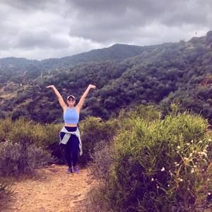 Meet your Posher, Sierra